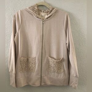 Evy’s Tree Victoria hoodie in sand- size Medium
